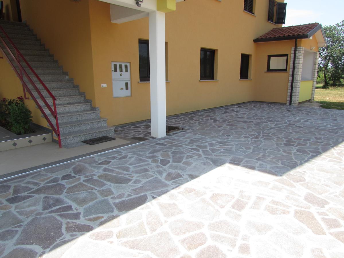 Apartments Goga Umag Eksteriør billede