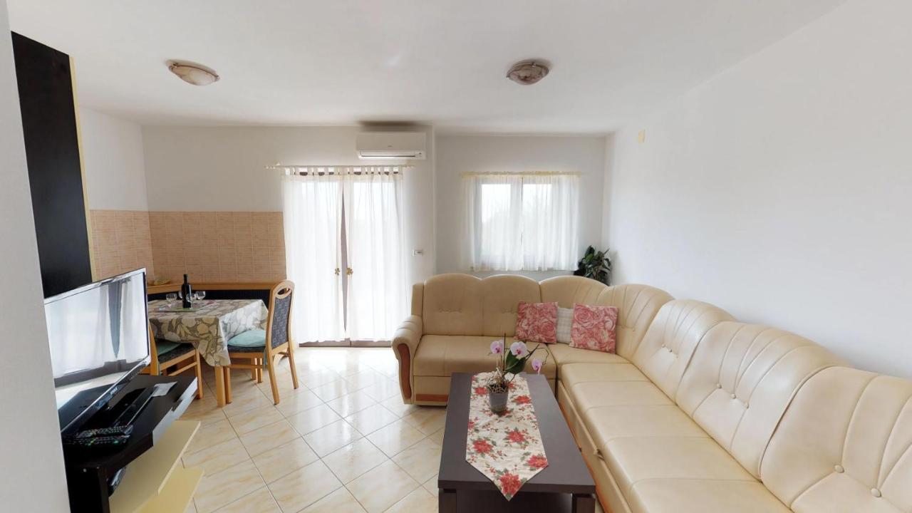 Apartments Goga Umag Eksteriør billede