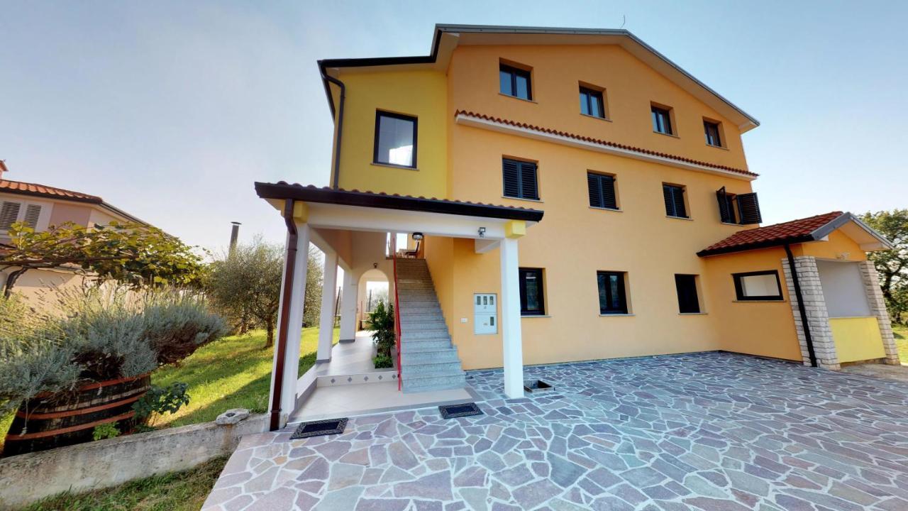 Apartments Goga Umag Eksteriør billede