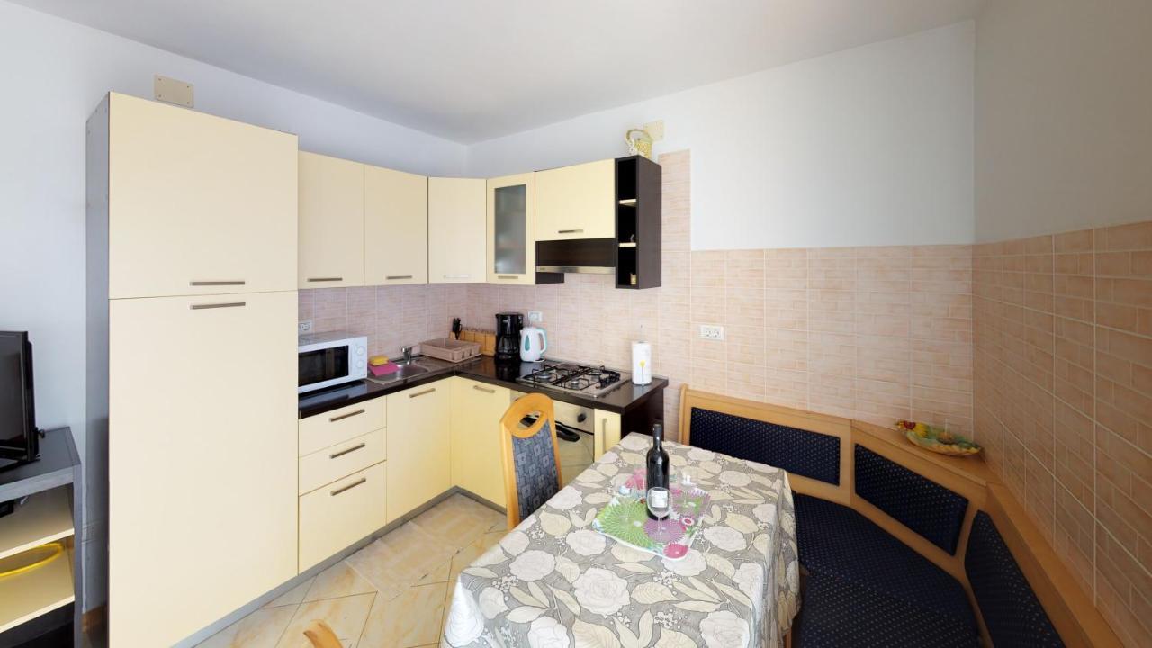 Apartments Goga Umag Eksteriør billede